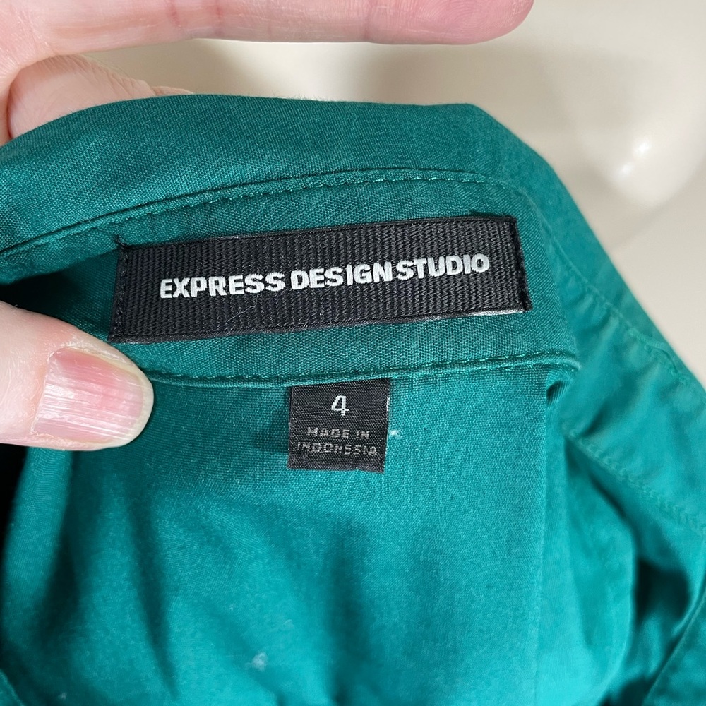 Express design studio Green Button-Front Midi Shi… - image 3